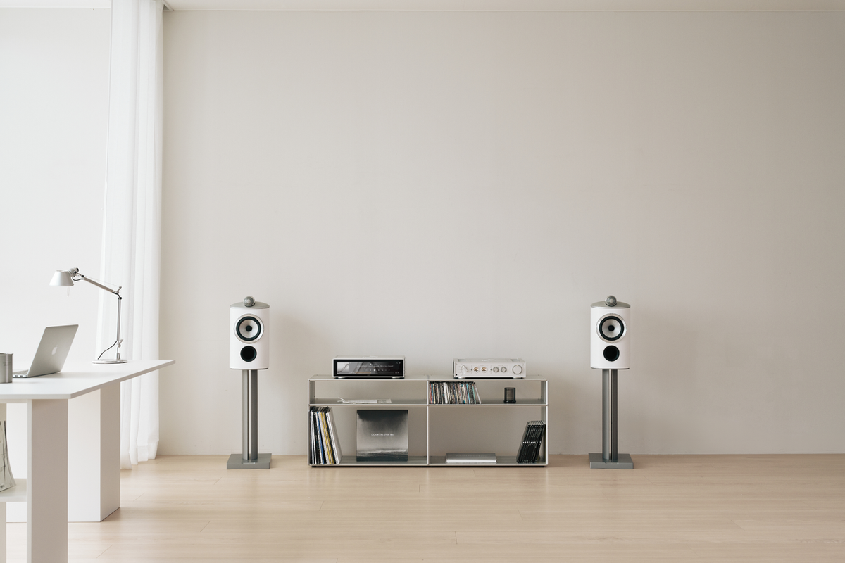 HiFi Rose RS151 Sølv – topp