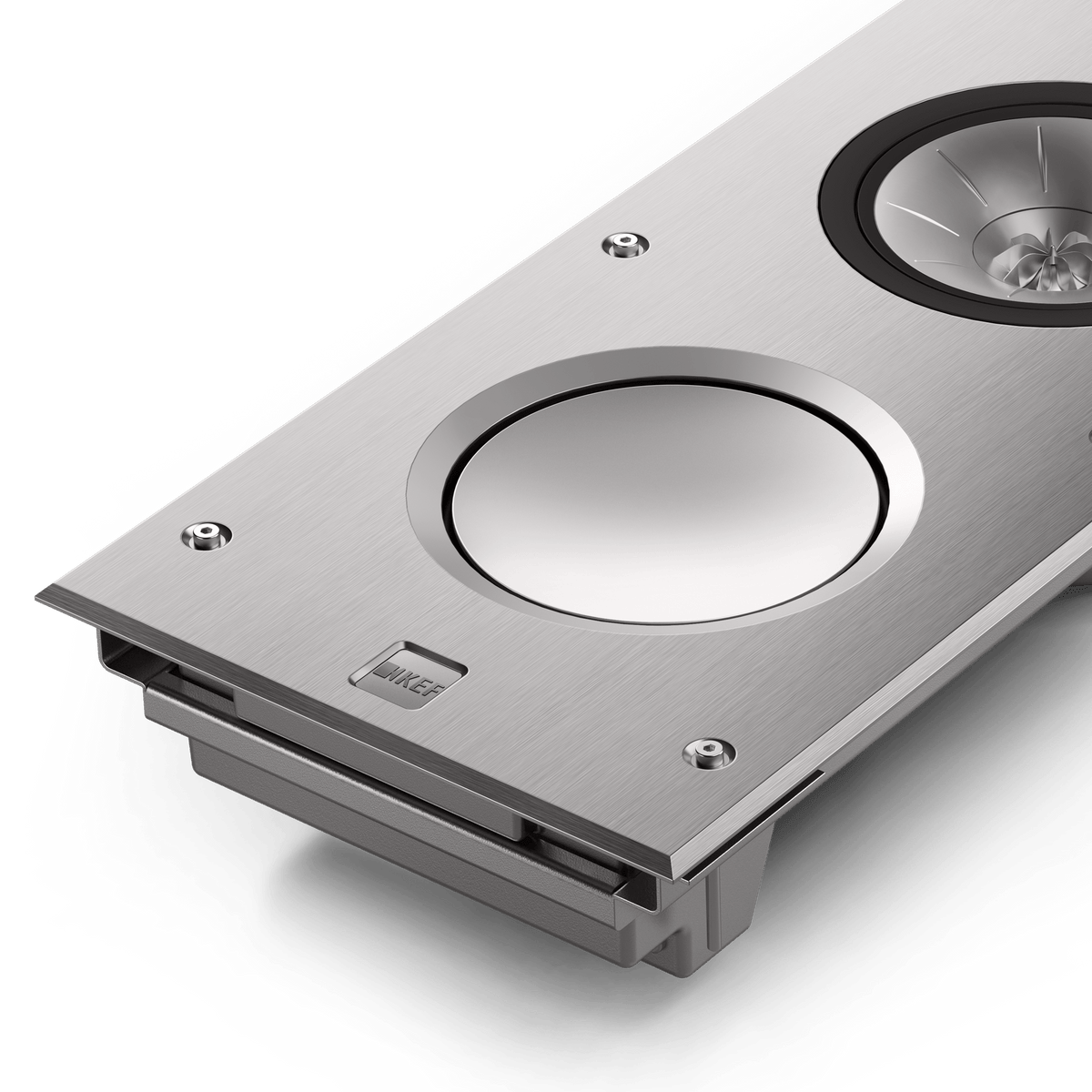 KEF Ci3160RLM-THX Meta – basselement detalj