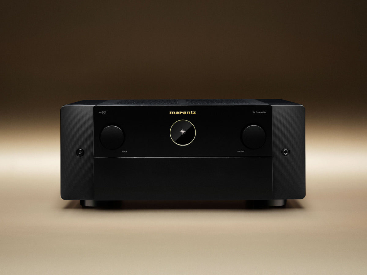 Marantz AV10 Sort – elevated