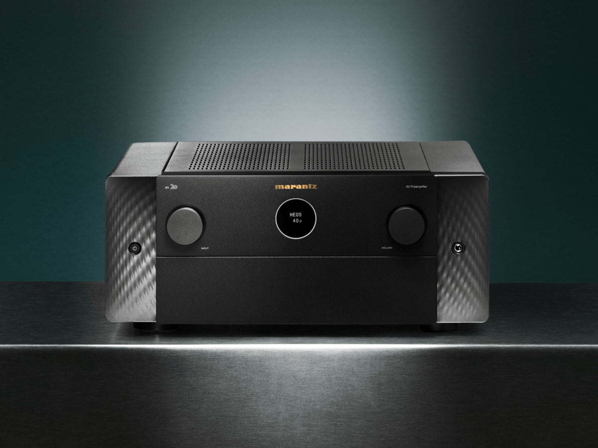 Marantz AV20 Sort – elevated