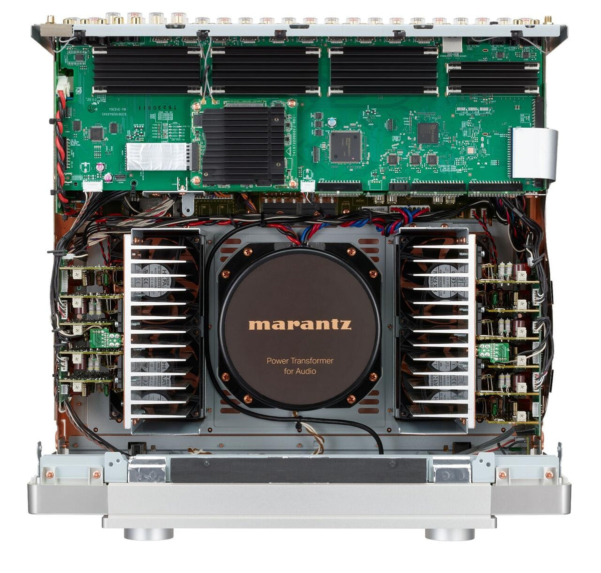 Marantz Cinema 30 Sølvgull – studio detalj
