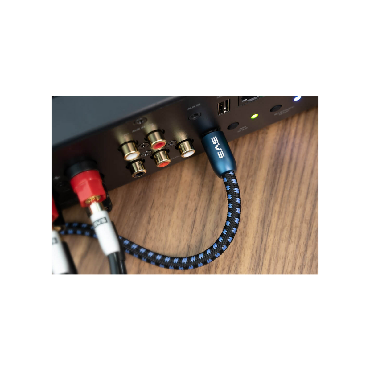 SVS SoundPath Optisk – detalj kontakter